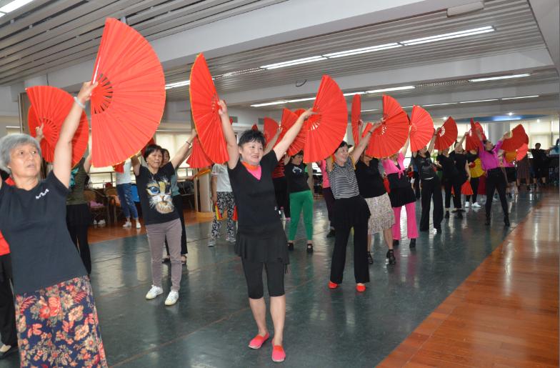 上海市社區(qū)<a href=http://017771.cn target=_blank class=infotextkey>健身</a>俱樂部