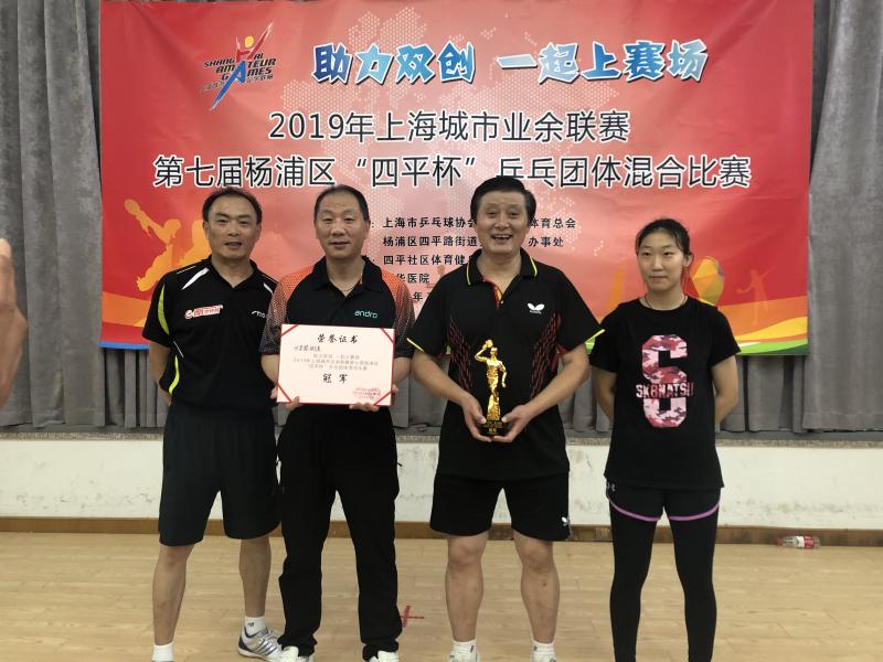 上海市社區(qū)<a href=http://017771.cn target=_blank class=infotextkey>健身</a>俱樂部 上海市社區(qū)<a href=http://017771.cn target=_blank class=infotextkey>健身</a>俱樂部
