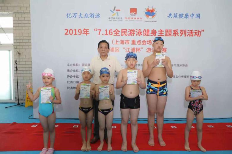 上海市社區(qū)<a href=http://017771.cn target=_blank class=infotextkey>健身</a>俱樂部