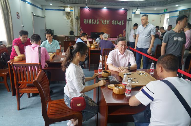 上海市社區(qū)<a href=http://017771.cn target=_blank class=infotextkey>健身</a>俱樂部