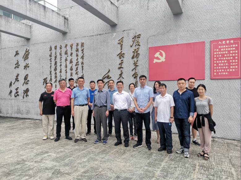 上海市社區(qū)<a href=http://017771.cn target=_blank class=infotextkey>健身</a>俱樂部