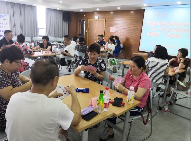 上海市社區(qū)<a href=http://017771.cn target=_blank class=infotextkey>健身</a>俱樂(lè)部 上海市社區(qū)<a href=http://017771.cn target=_blank class=infotextkey>健身</a>俱樂(lè)部
