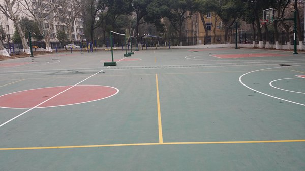<a href=http://017771.cn target=_blank class=infotextkey>硅PU</a>籃球場