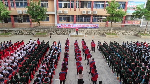 薪火相傳　強(qiáng)國(guó)有我