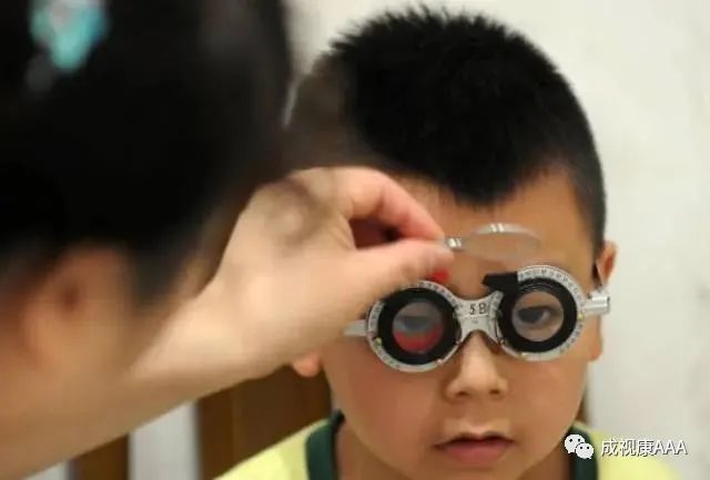 中小學生近視率反彈，再次敲響近視防控的警鐘！