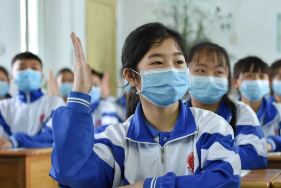 班級(jí)調(diào)座位也有講究？看似毫無(wú)規(guī)律可循，其實(shí)班主任費(fèi)了不少心思