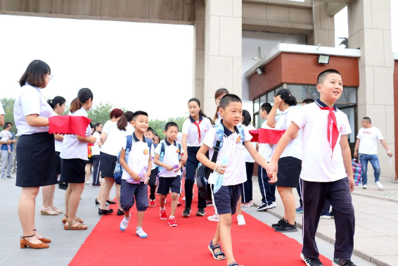 小學(xué)的“入學(xué)年齡”有變化？教育部傳出消息，令家長難以接受
