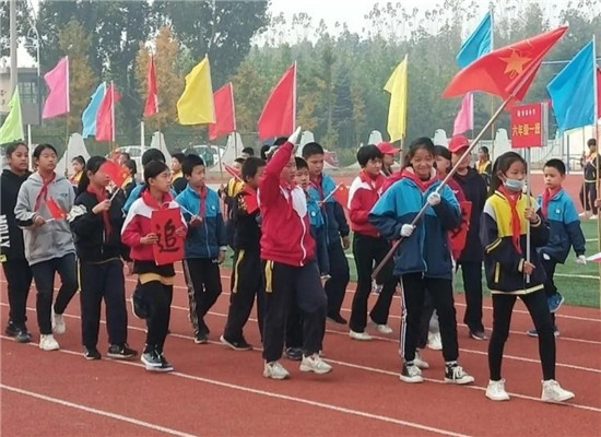 脈動(dòng)金秋，激情飛揚(yáng)！安泰小學(xué)<a href=http://017771.cn target=_blank class=infotextkey>塑膠跑道</a>啟用典禮暨金秋體育節(jié)活動(dòng)