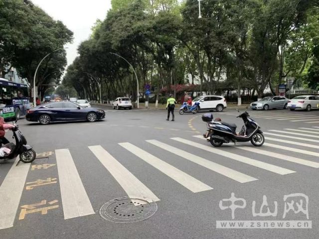 手機230.jpg