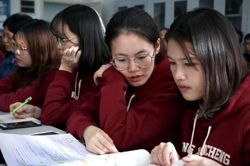 公費師范生和師范生的4大不同，專家匯總過后，學(xué)生傾心哪一種