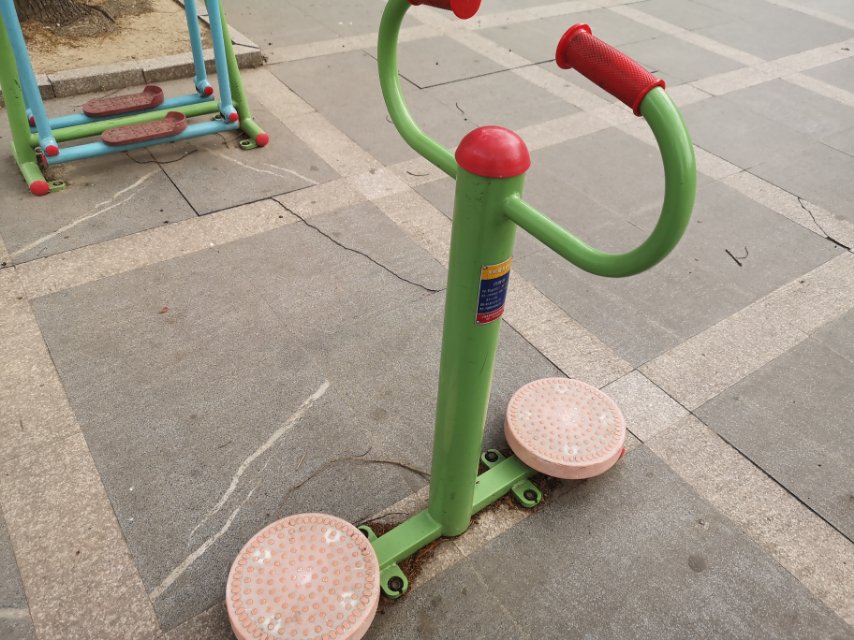 扭腰器