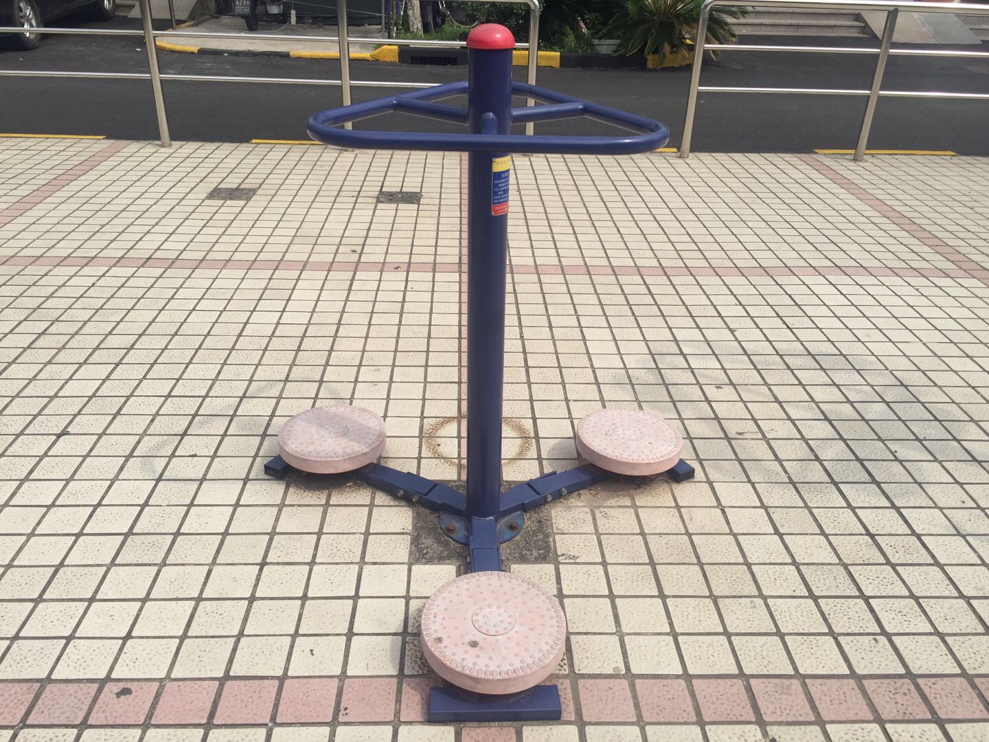 扭腰器