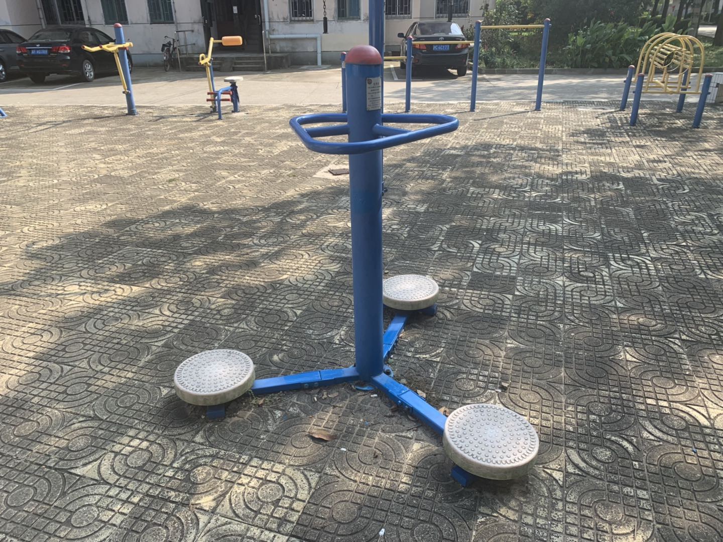 扭腰器