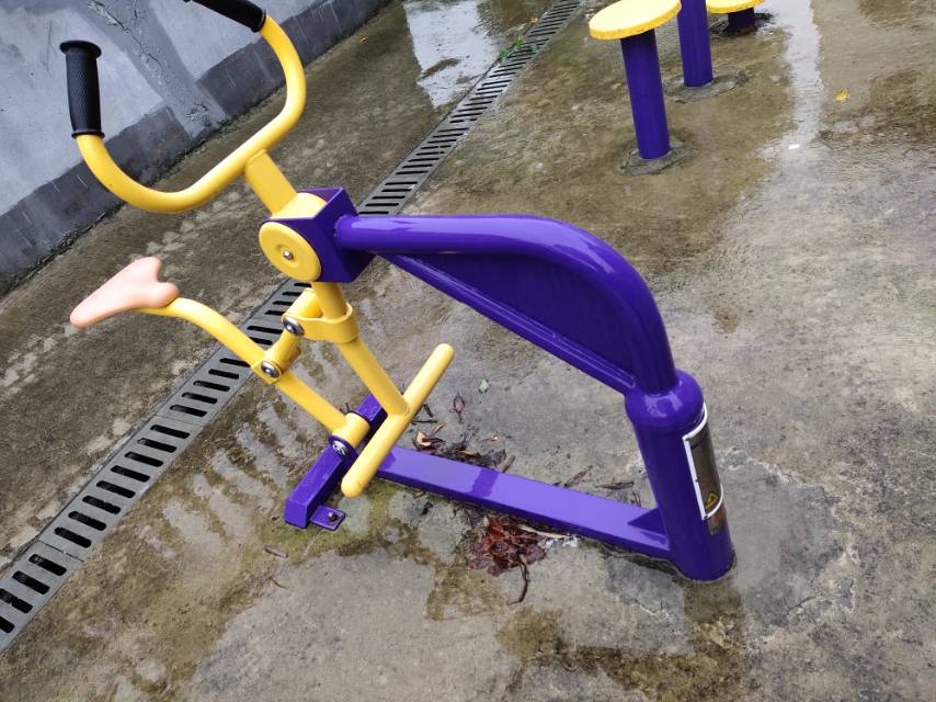 騎馬機