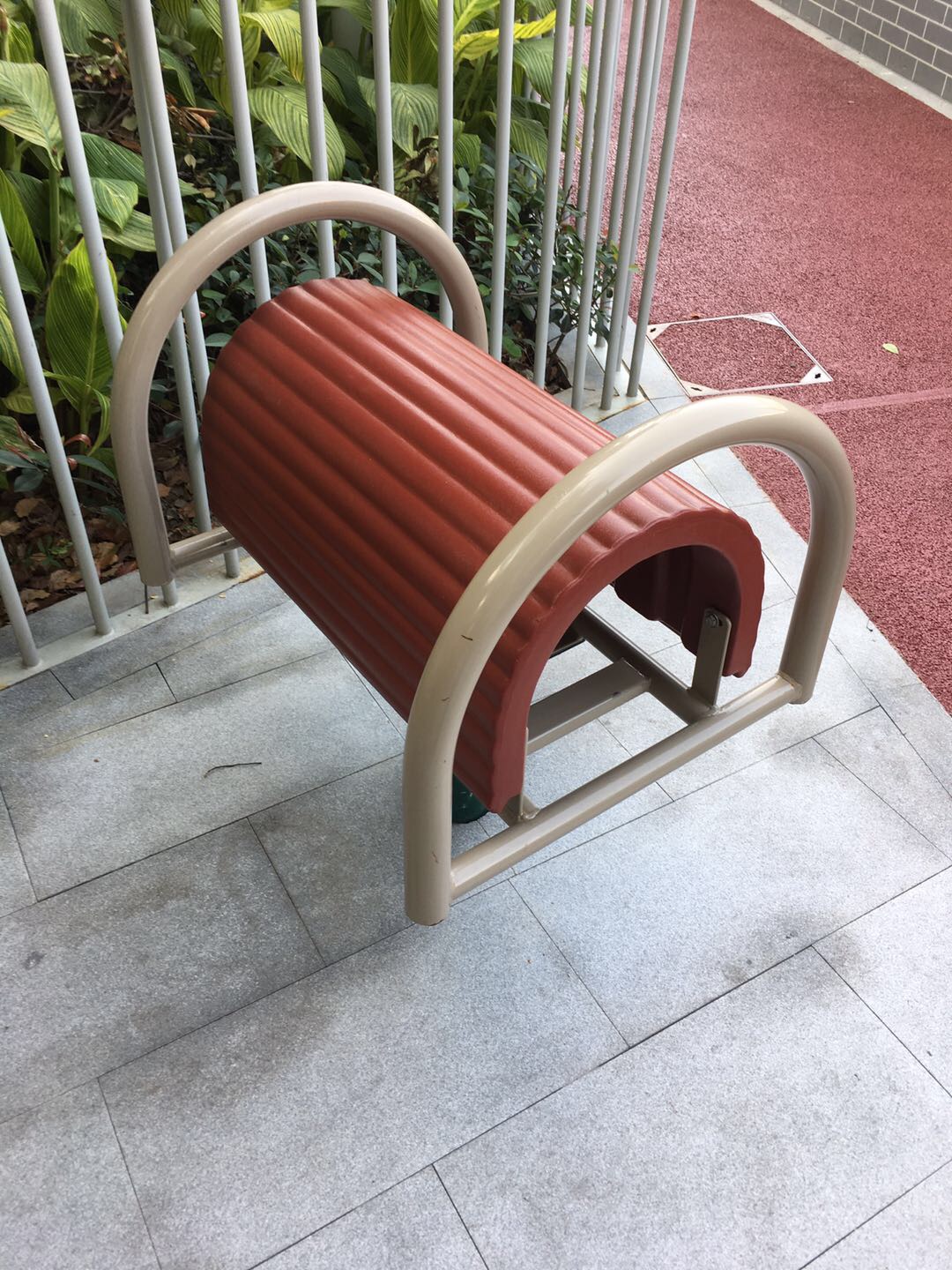 伸腰伸背器