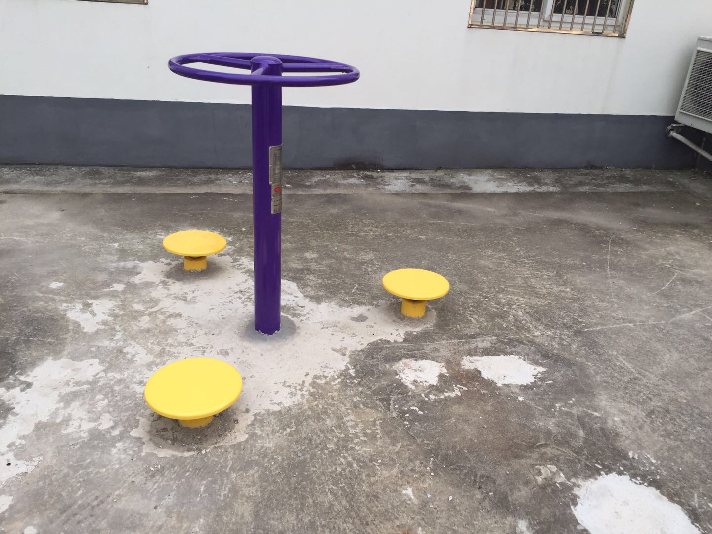 扭腰器