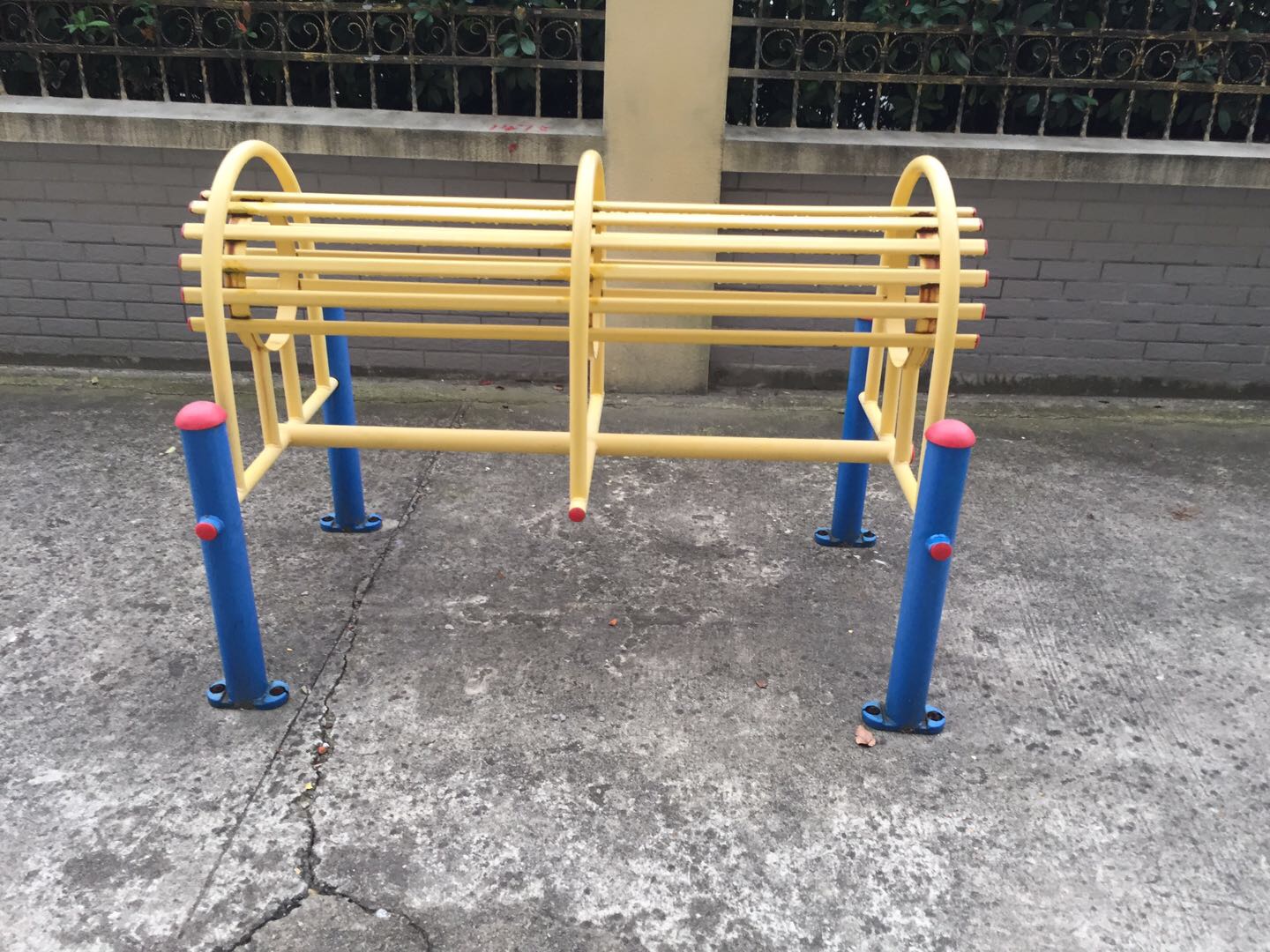 伸腰器