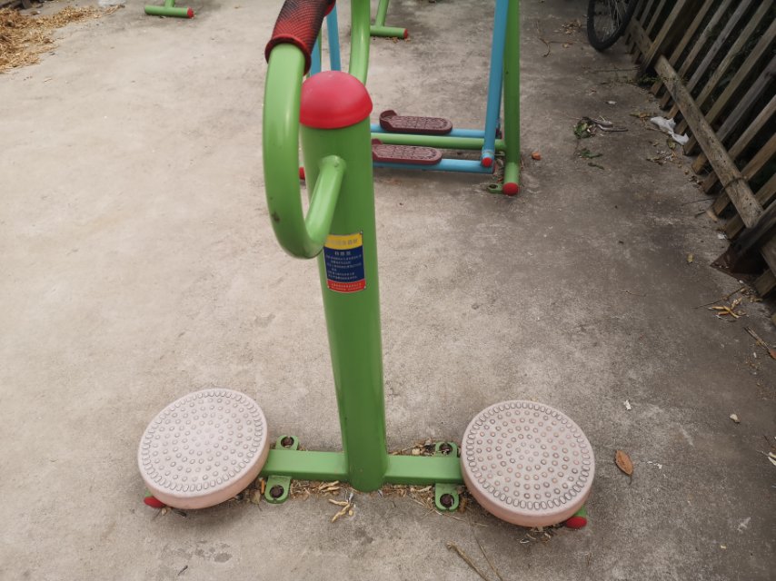 扭腰器