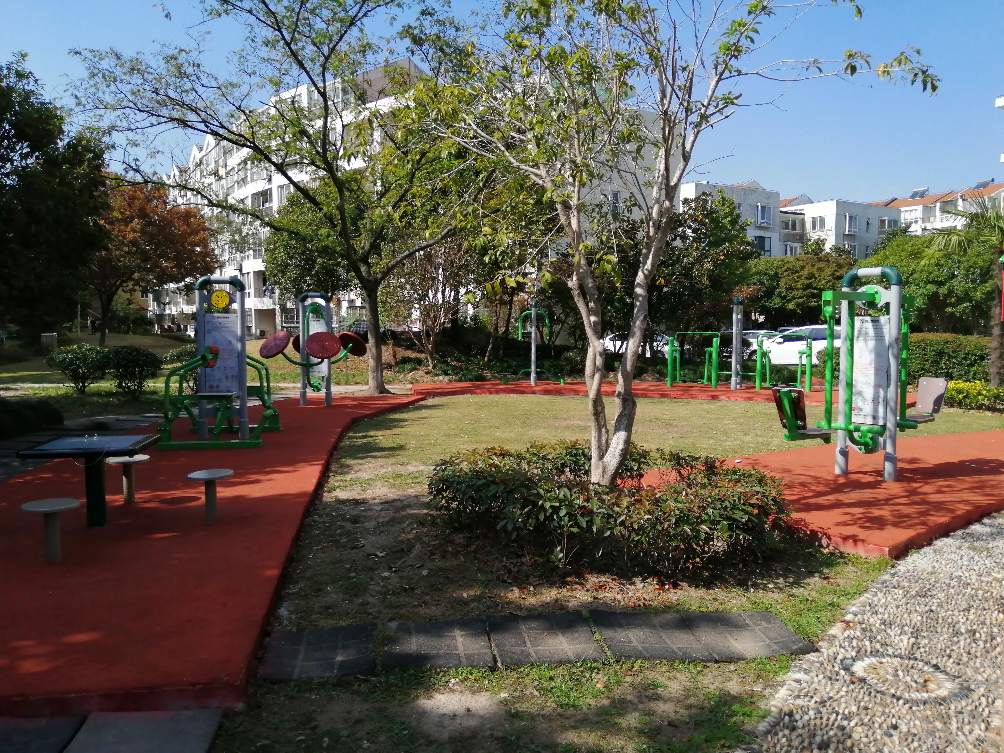奉浦街道樹(shù)園新里市民益智健身苑點(diǎn)