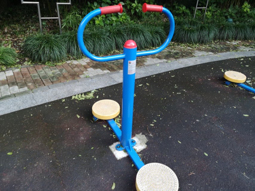 扭腰器