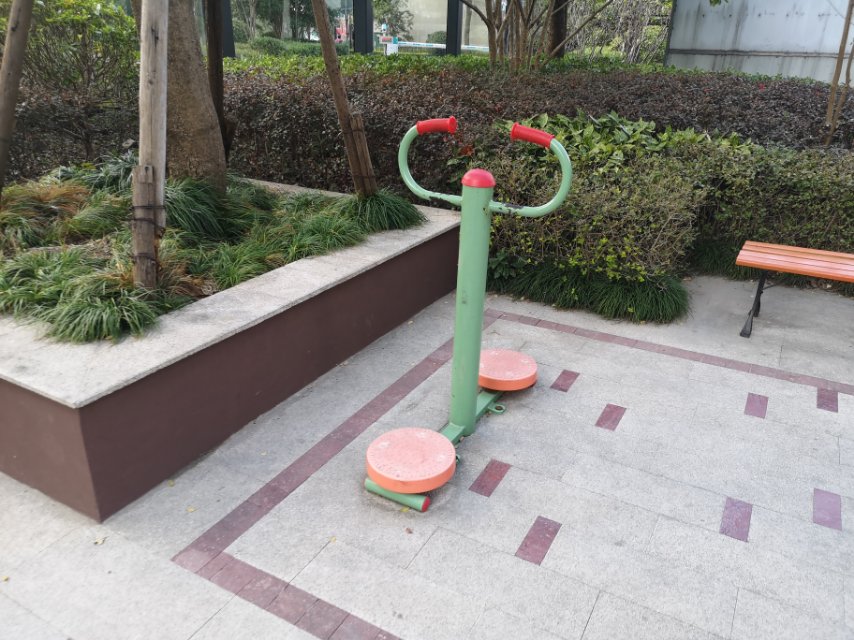 扭腰器