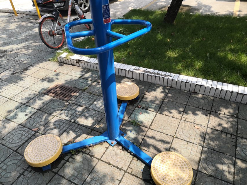 扭腰器