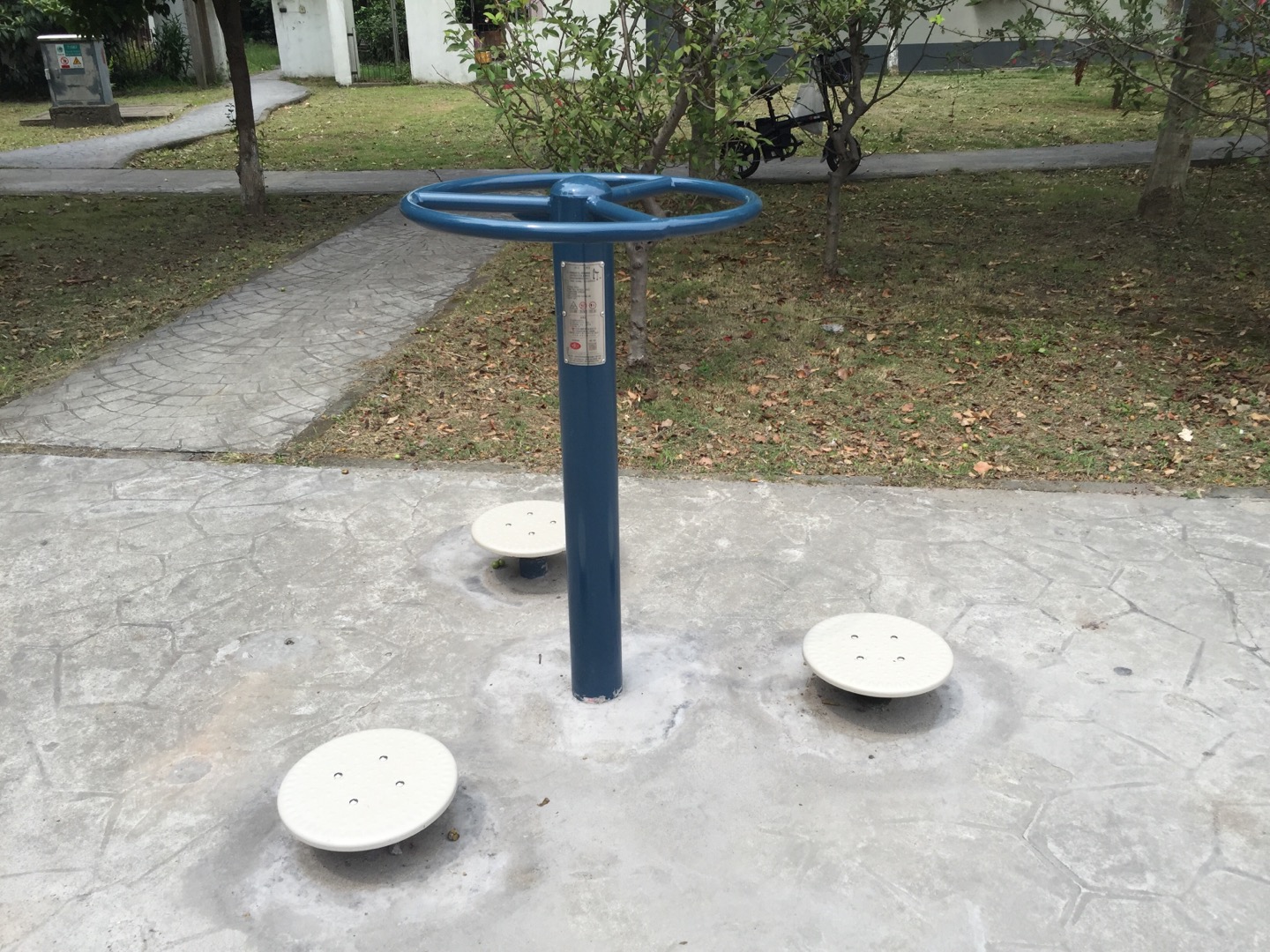 扭腰器