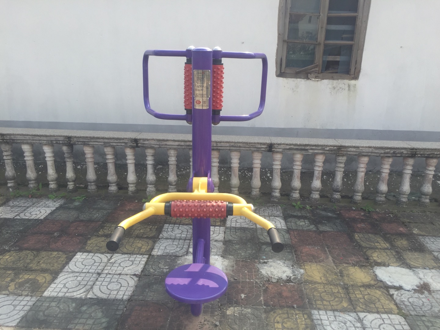 腰背按摩器