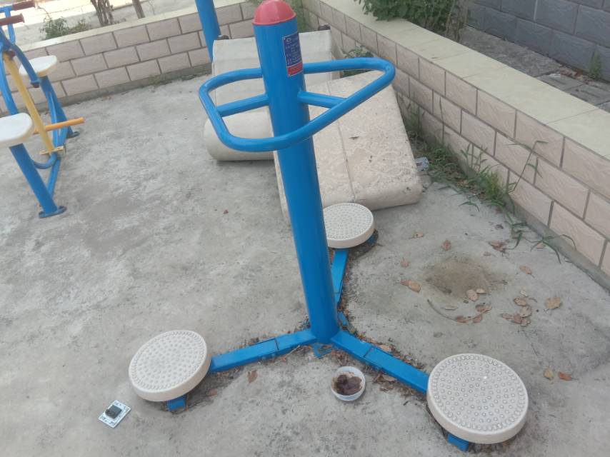 扭腰器