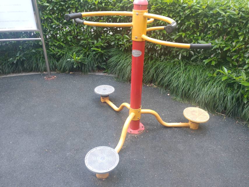 扭腰器