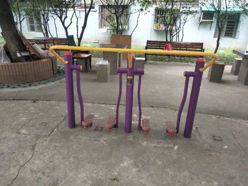 太空漫步器