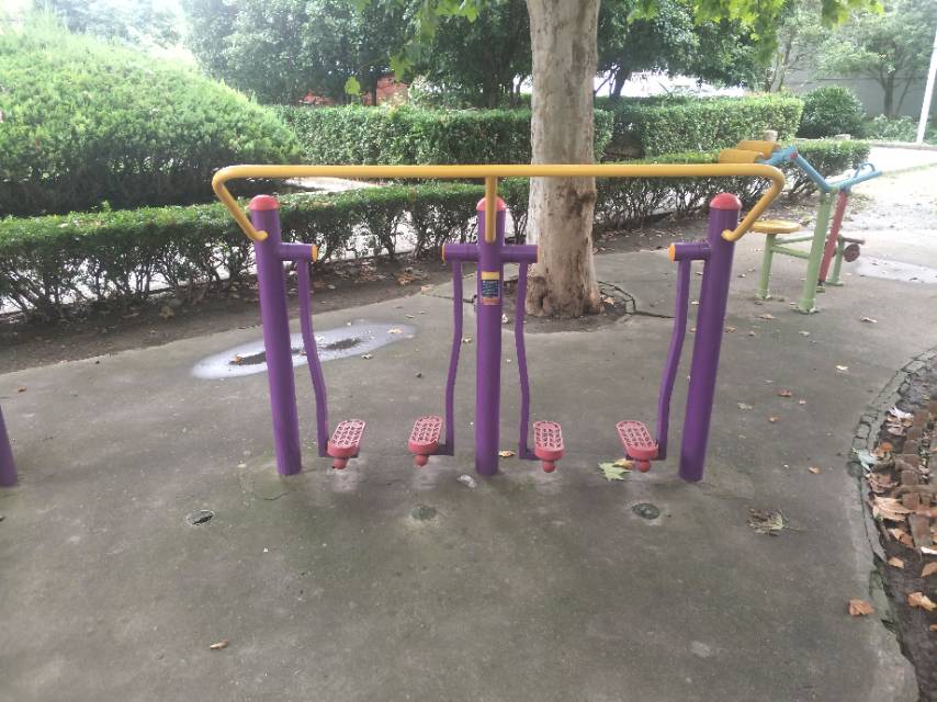 太空漫步器