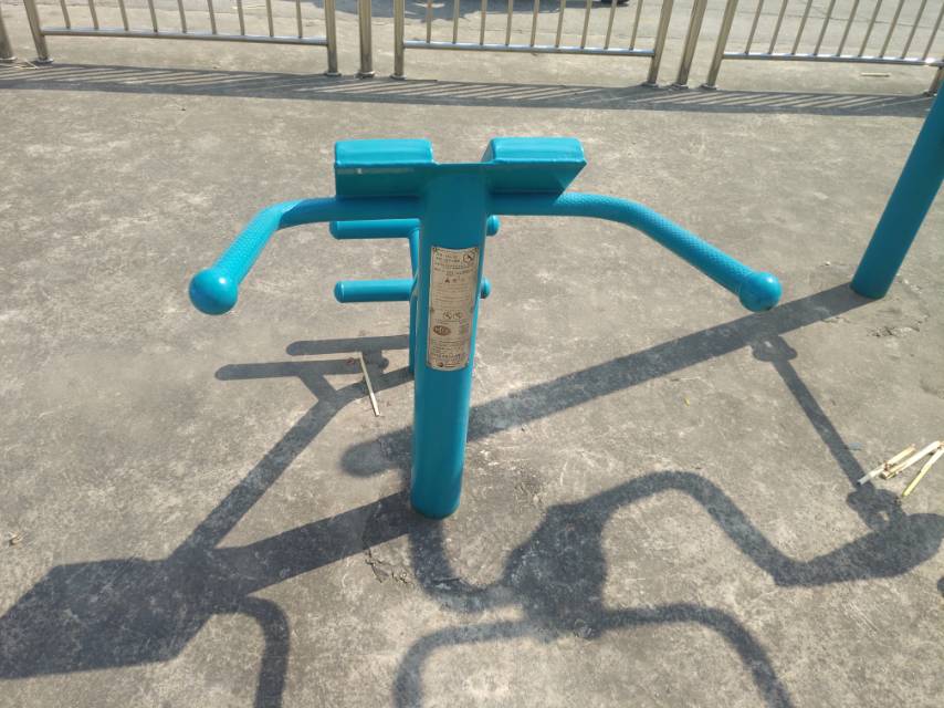 背肌訓練器