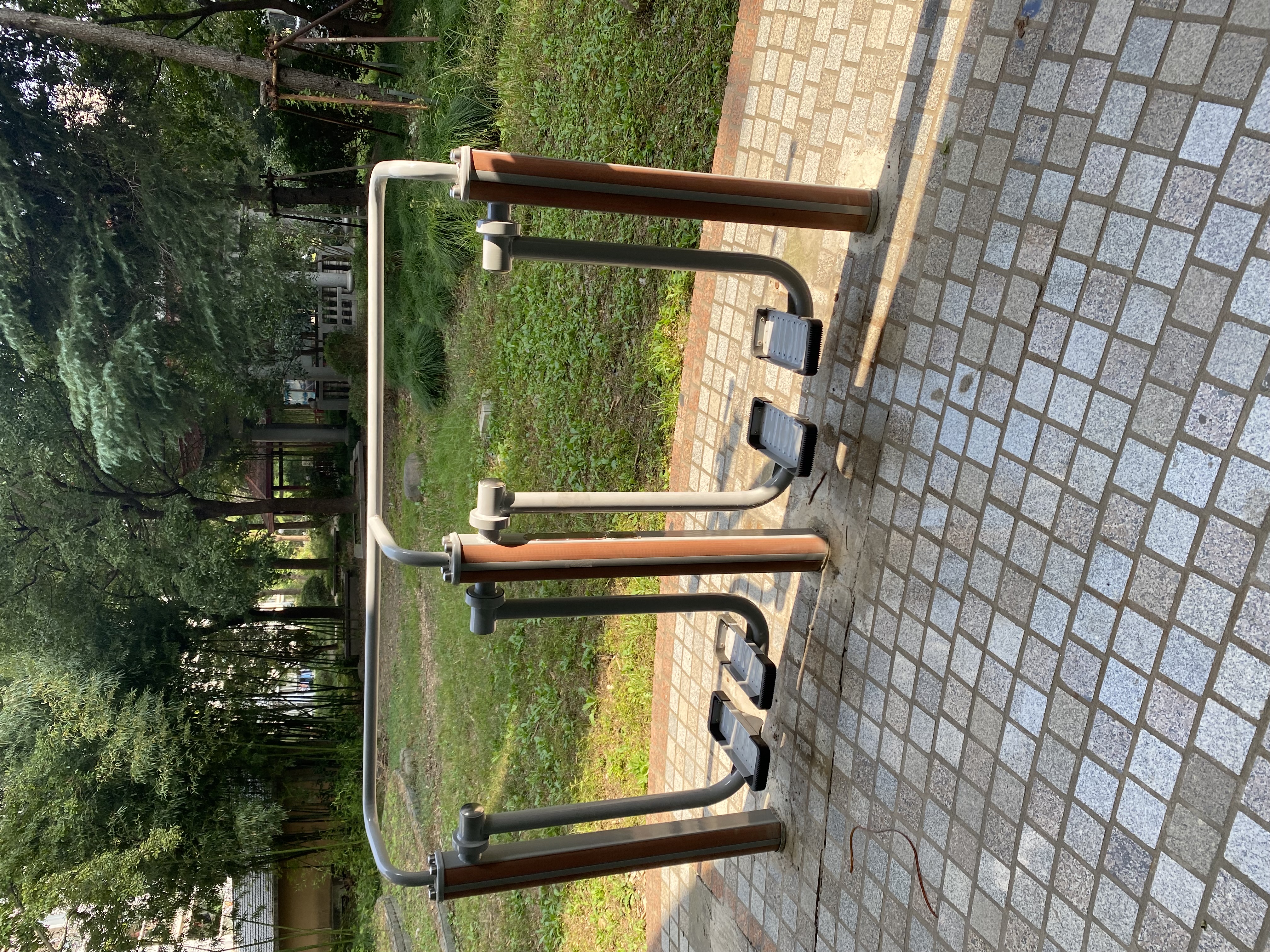 雙位太空漫步機
