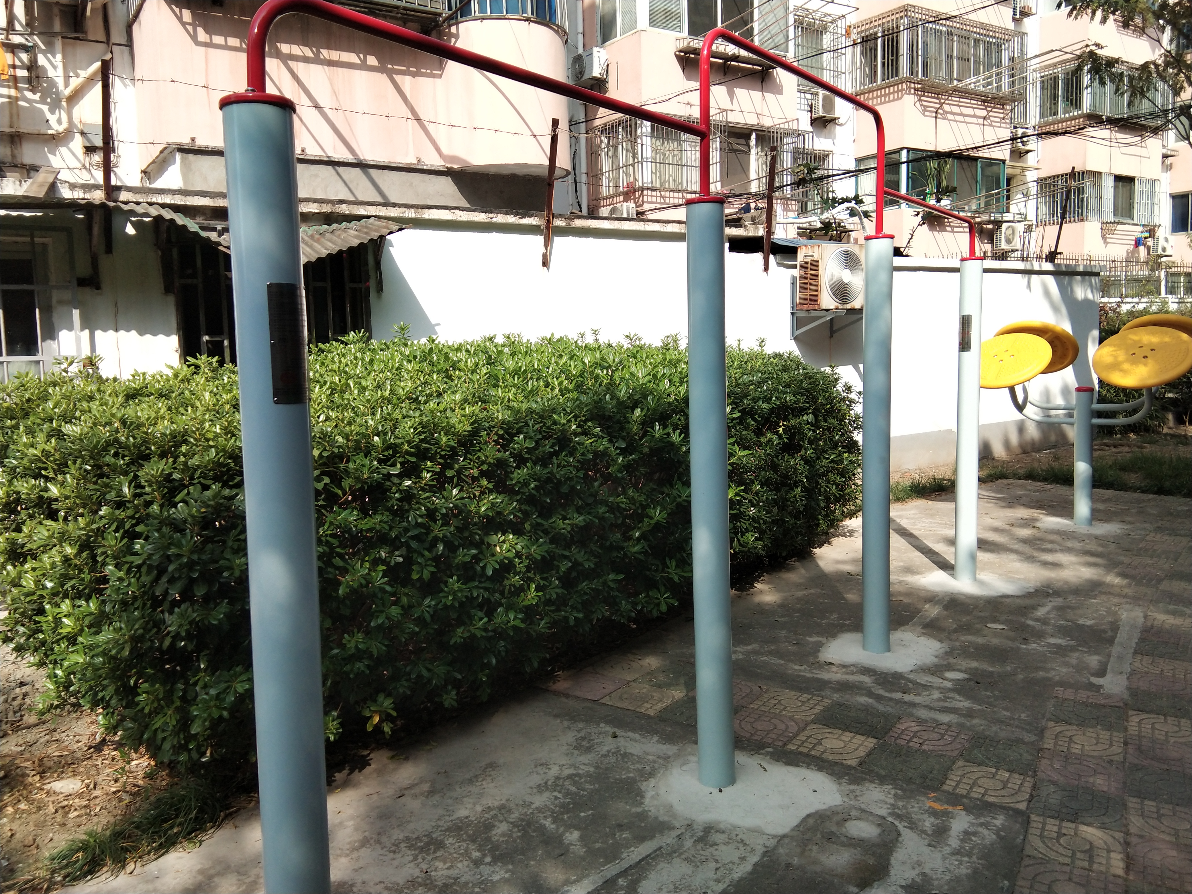 三聯(lián)單杠