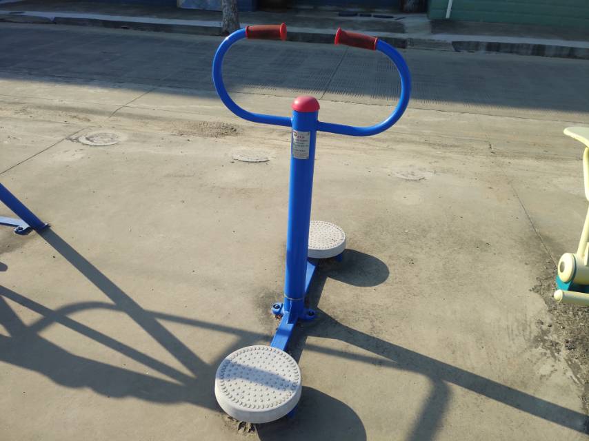 扭腰器