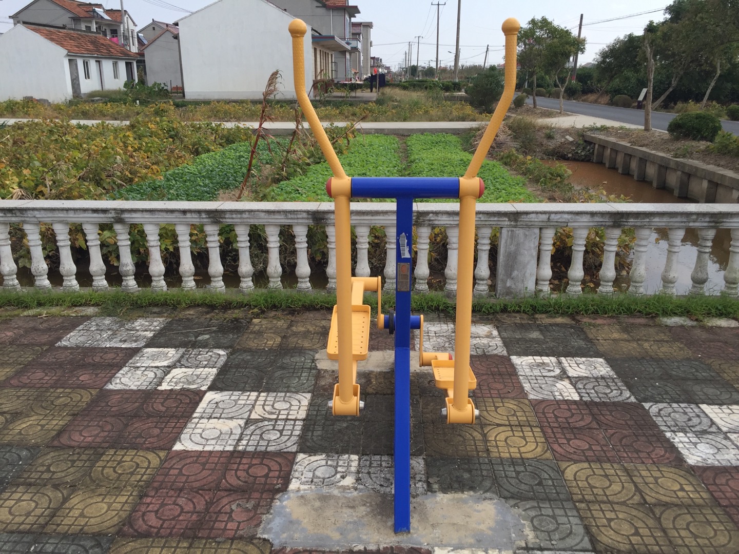 室外橢圓機