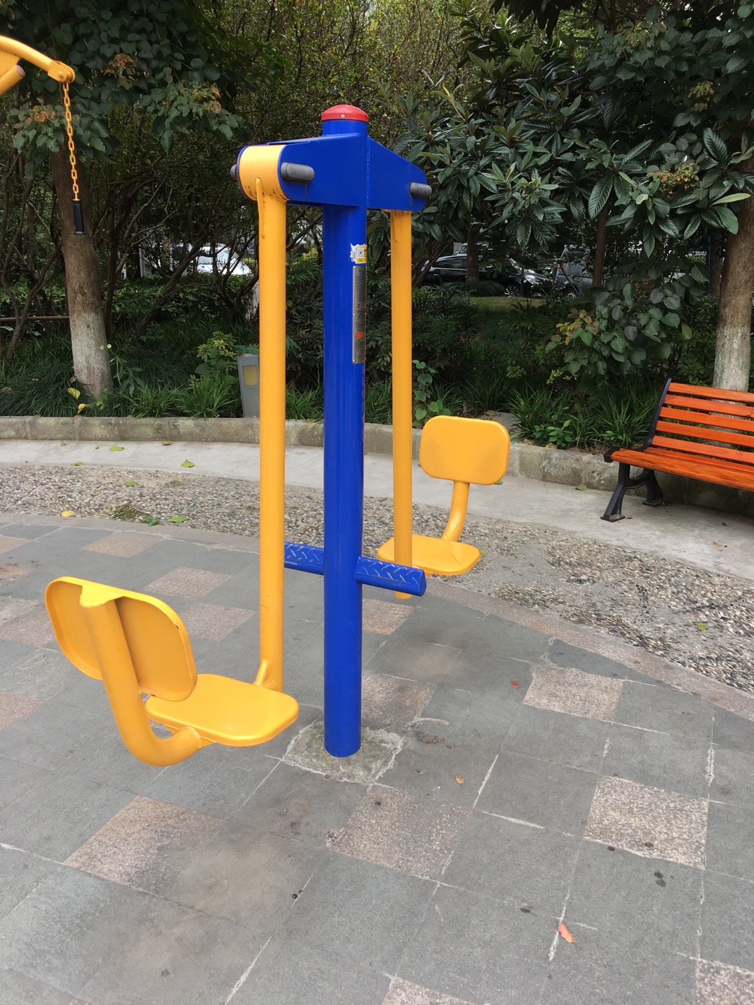二位蹬力器