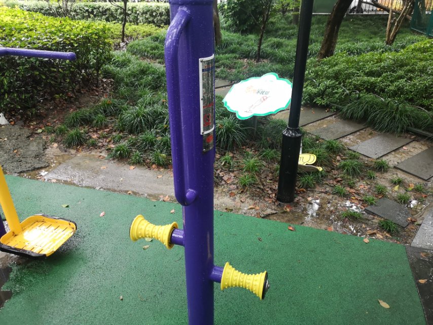 腿部按摩器