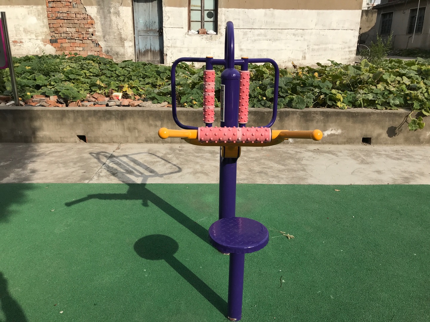 腰背按摩器