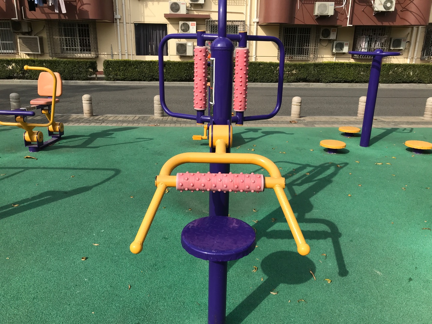 腰背按摩器
