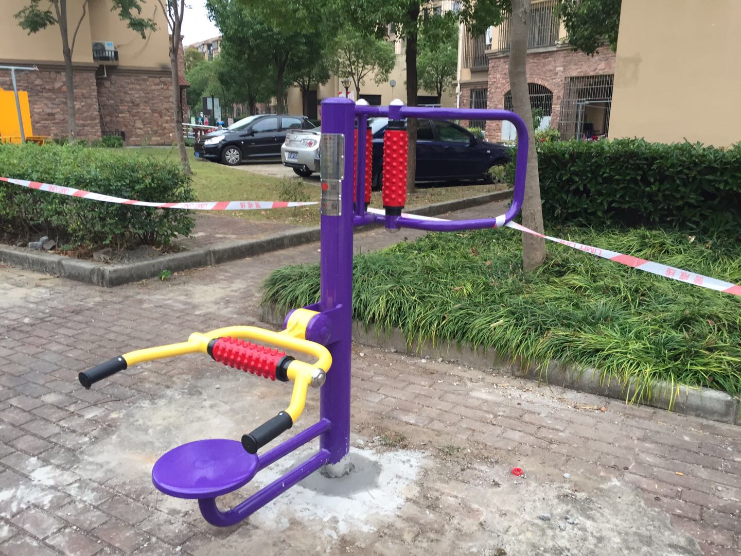 腰背按摩器