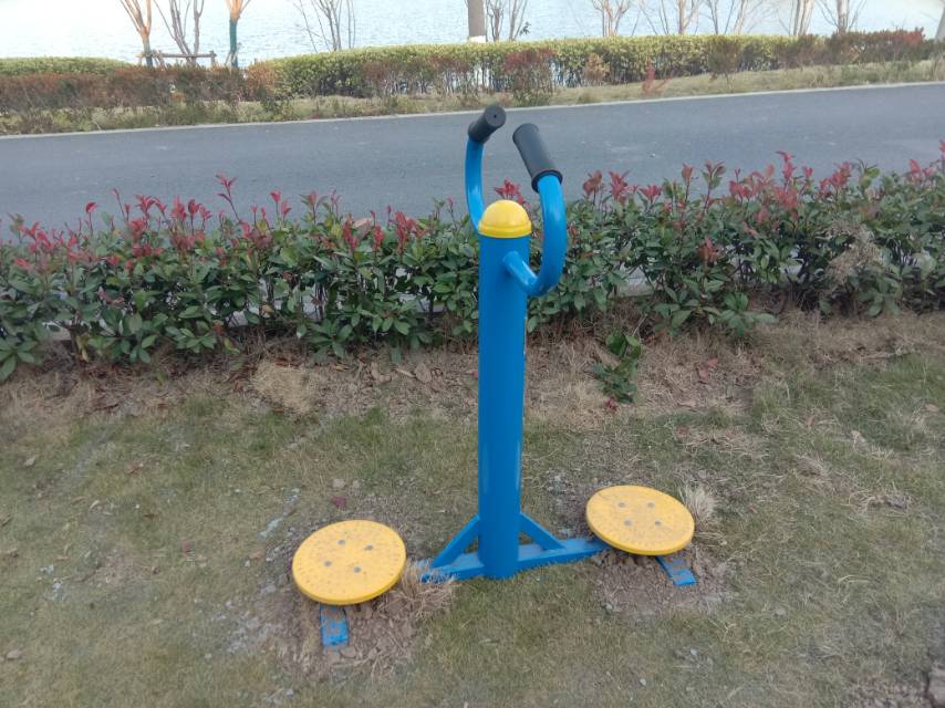 扭腰器