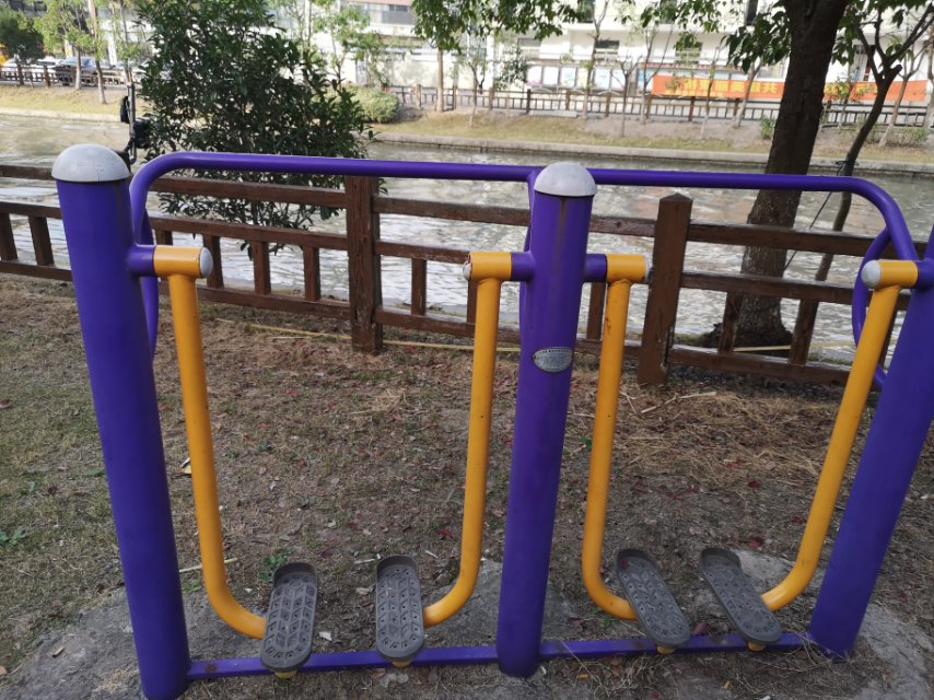 二人太空漫步機