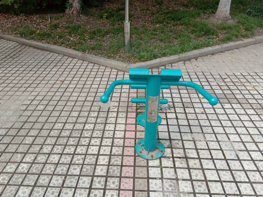 背肌訓練器