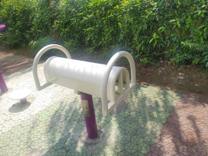 伸腰伸背器
