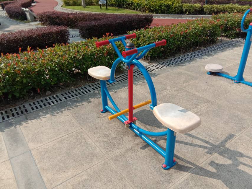 下肢鍛煉器