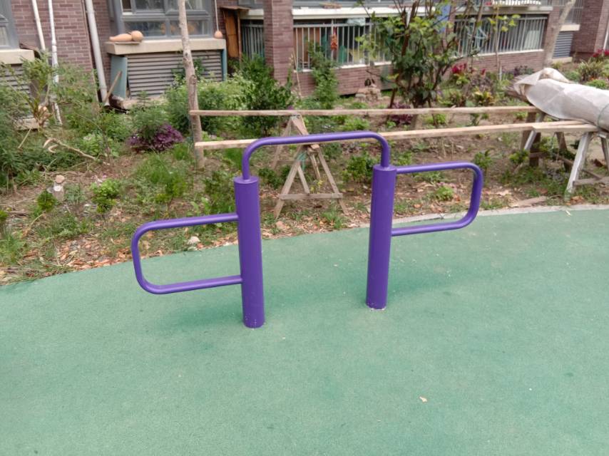 彈振壓腿器