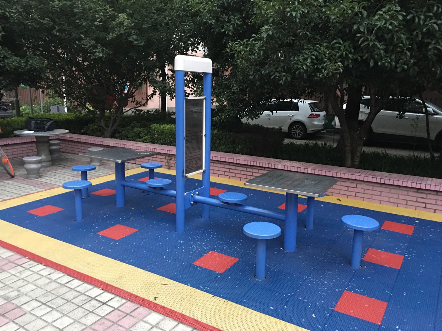 雙立柱棋牌桌