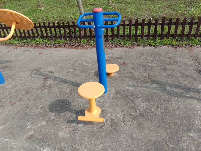 雙位扭腰器